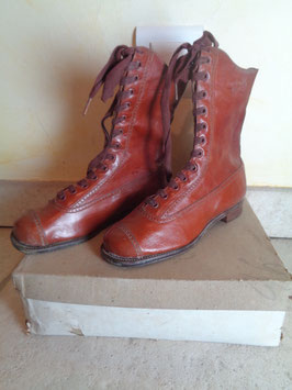 Bottines 1900 P.28