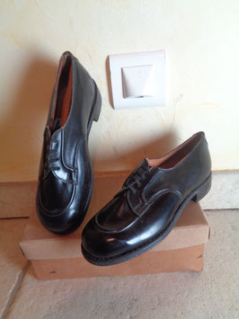 Derbies 40's P.32