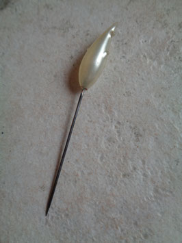 Epingle à chapeau goutte