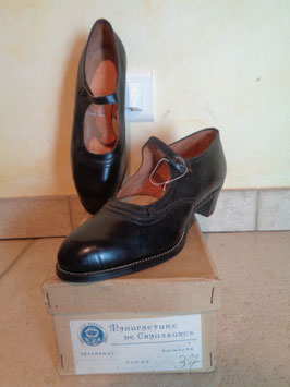 Chaussures cuir noires 20's P.37