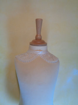 Col dentelle