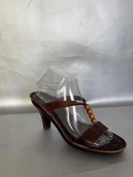 GERESERVEERD nr 909 leren slipper merk AEROSOL maat 38,5