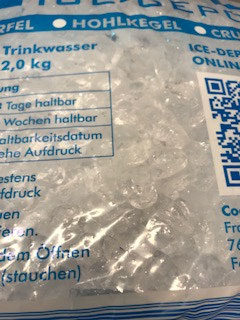 Crushed Ice im 2 Kilo Beutel