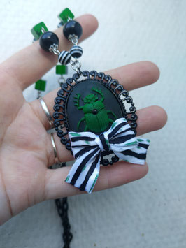 Collier Beetle Ribbon