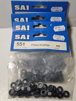 sachet de pneus et jantes  nef HO 1/87   Réf: 551   SAI   LT3D-541