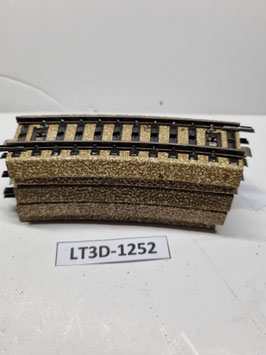 rail courbes voie M occasion très bon état vendu à l'unité  3 R HO 1/87   Réf: 5101 1/2    MARKLIN   LT3D-1252