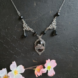 Motten Kette schwarz