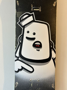 Skateboard: "used 8"