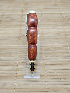 Aus Bloodwood Holz gedrechselt
