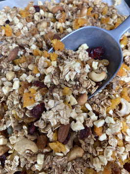 Homemade Granola - gedroogd fruit