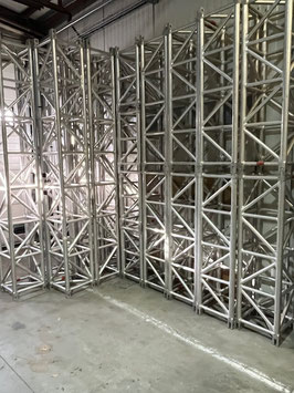 STRUCTURE CARRE STACCO