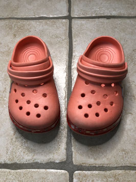 crocs