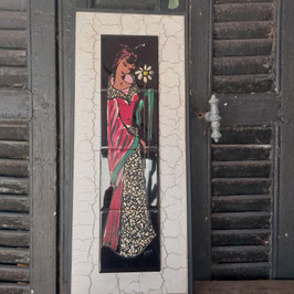 Prachtig vintage tegel tableau uit Italie van dame, afmetingen 54 x 22 cm