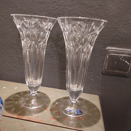 set van 2 mooie brocante loodkristallen pronkvazen van Beyer, prachtig geslepen, afmetingen 21,5 x 10 cm prijs voor de set