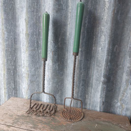 Mooie brocante stamper voor aan je regaal in de keuken, prijs is per stuk