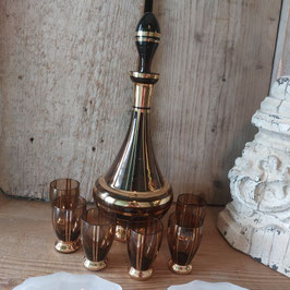 Chique vintage set van boheems glas met gouden accenten, hoogte karaf 27 cm en 6 gave glaasjes 6x3,5 cm