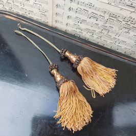 Leuke kwasten of tassels voor aan sleutel, kast of aan gordijnkoord, prijs per stuk