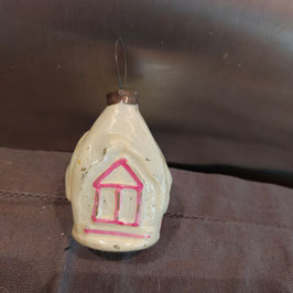 B1080 oude kerstbal roze huis 6,5 cm