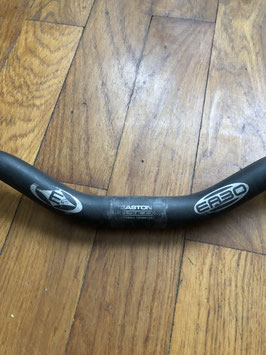 EASTON EA 30