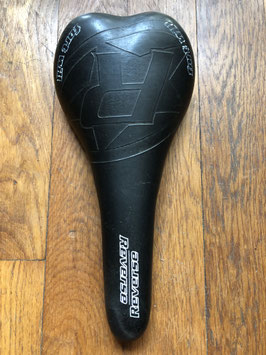 SELLE REVERSE