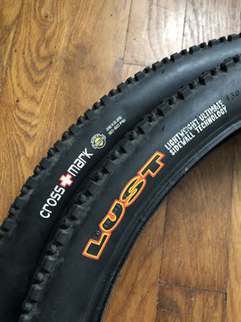 MAXXIS CROSSMARK LUST