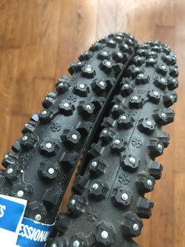 SCHWALBE ICE SPIKER NEUF