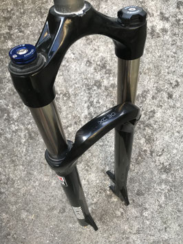 ROCKSHOX XC30 29 POUCES neuve