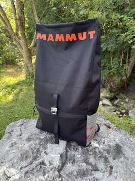 5Mammut-Crashpad Upcycling Rucksack 3-0115