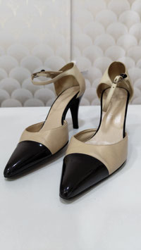 Chanel - Escarpins bicolores
