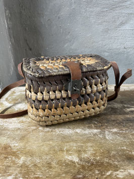 Französische Korbtasche