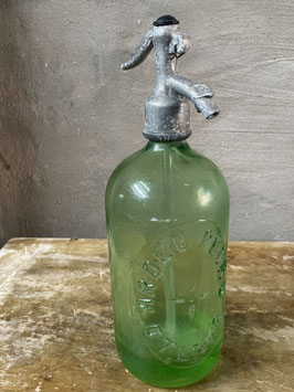 Dekorative antike Sodaflasche