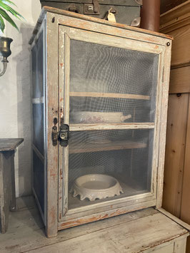 Antiker franz. Obst / Fliegenschrank