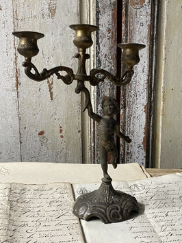 Sehr schöner dekorativer Messing Leuchter mit schöner Patina