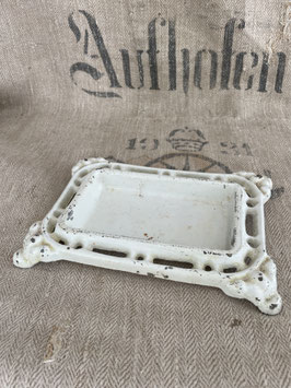 Französisches Tabaknapf  weiss mit schöner Patina