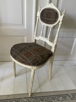 Charmanter franz. bestell Holzstuhle im orig. Lack