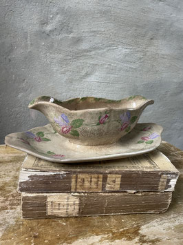 Französische Sauciere in einem Traumhaften Patina Kleid mit Flor. Dekor