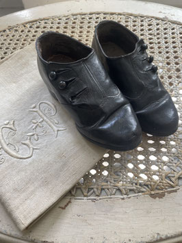 Charmante  französische Kinderknopf Schuhe