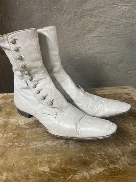 Französische Damen Knopflederstiefelette