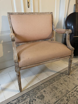 Charmanter dekorativer franz. Sessel