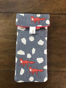 Etui à lunettes renards rouges sur fond gris