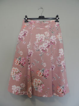 Rok Miss Selfridge