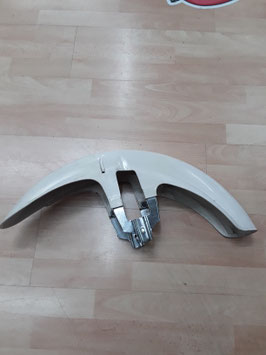 GARDE BOUE AVANT V50 AVEC FIXATION OCCASION