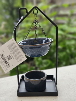 Oliebrander huis donker blauw