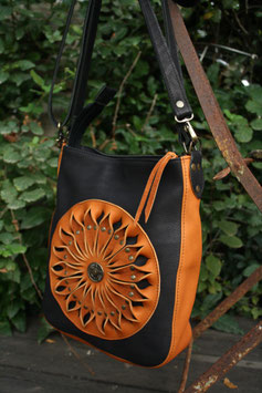 Sac à main Surya cuir noir et fauve