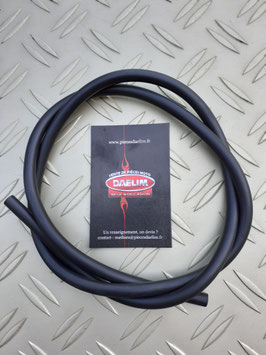 tuyau carburant  (noir)