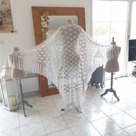 Très Grand châle de mariée en laine blanc, tricoté main au crochet, motif éventails, franges, 230x150cm, vintage, Laurine Masset #3
