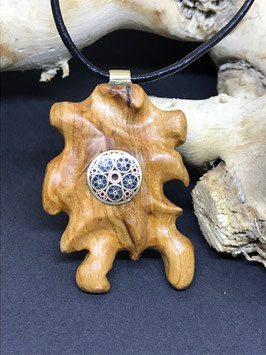 Anhänger aus Holz mit Mosaik Intarsie aus Kupfer,Messing und Stahlrohr