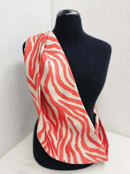 seiden-loop zebra runway