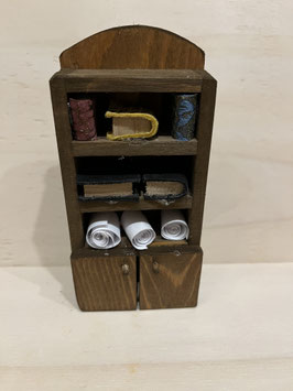 Stubenschrank klein
