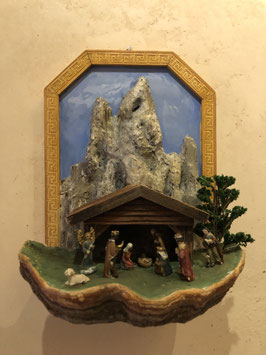 Tiroler "Baumschwamm-Krippe" mit Figurensatz "Modell D"